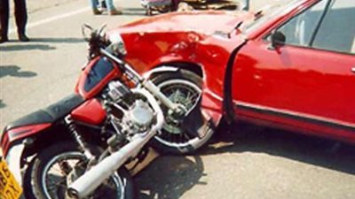 بالأسماء.. حادث تصادم يكتب نهاية حياة شاب ويصيب آخرين بـ المنيا