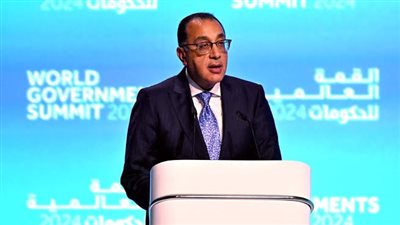 رئيس الوزراء يستعرض مبادرة بداية جديدة في معرض Cairo ICT 