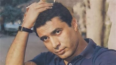 «النمر الأسود».. أحمد زكي رحلة فنية مليئة بالأعمال التي لا تنسى