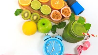 أفضل مشروبات الصيام المتقطع لتعزيز الصحة وتحفيز حرق الدهون