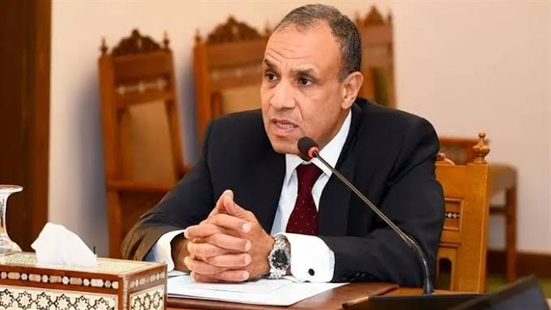 الدكتور بدر عبد العاطي