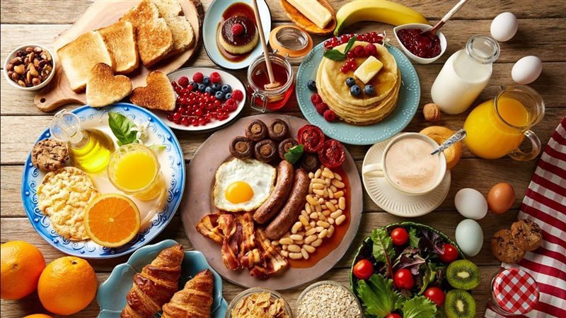 أطعمة ومشروبات