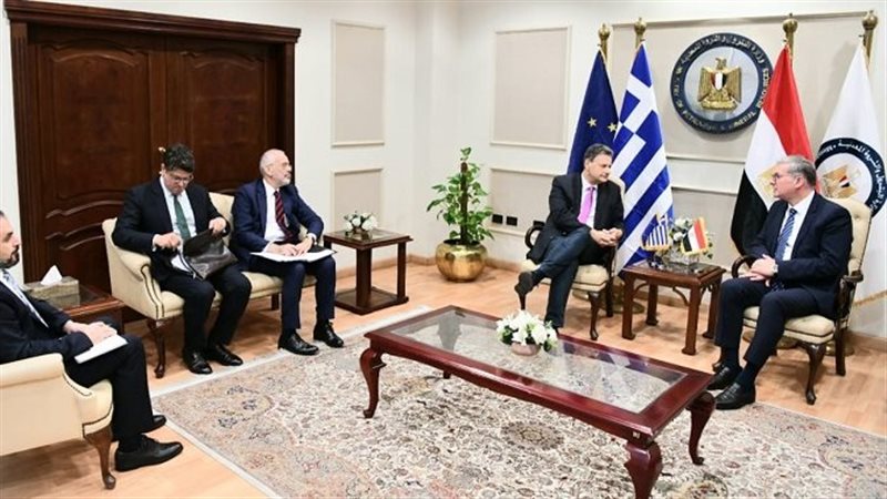 تعزيز التعاون الدولي