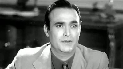 محمود ذو الفقار.. الصدفة التي صنعت نجماً وصدمه فقدانه عزيزة أمير