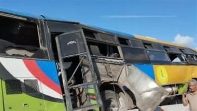حادث انقلاب ميني باص يصيب 23 شخصاً بالشرقية