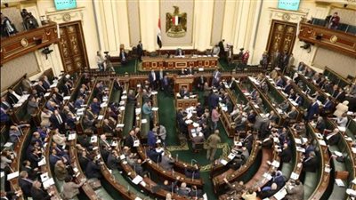 طلب برلماني لتصحيح أوضاع العاملين بعقود مؤقتة