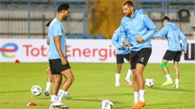 المصري يتقدم على إنيمبا في الشوط الأول بالكونفدرالية