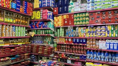 تعرف على أماكن منافذ بيع سلع غذائية بأسعار مخفضة بالفيوم