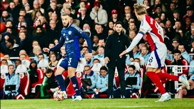 أرسنال يسحق مانشستر يونايتد في قمة الدوري الإنجليزي