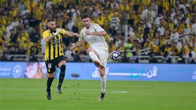 في قمة دوري روشن.. الاتحاد يفوز والنصر يسجل رقم تاريخي