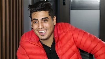 محاولة سفر فاشلة.. القبض على كروان مشاكل وإلغاء رحلته للدوحة