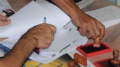 الأمن يداهم عصابة تزوير المحررات الرسمية بالإسكندرية