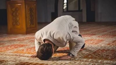 كيف أحقق الخشوع في الصلاة؟ توجيهات أمين الفتوى