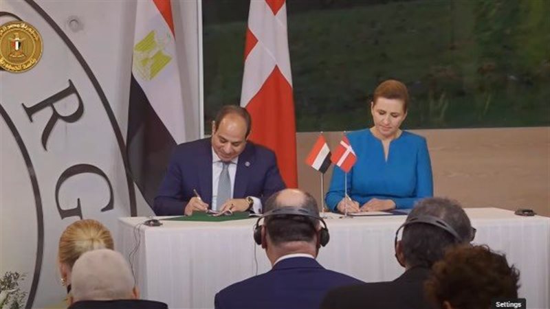 السيسي ورئيسة وزراء