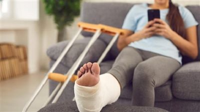 9 أطعمة تعزز سرعة التئام العظام المكسورة