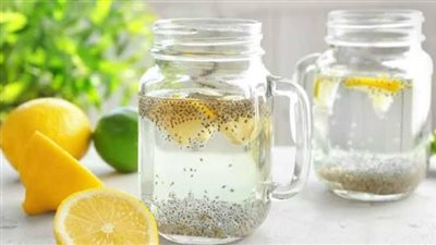 الأمر غير آمن.. أضرار تناول بذور الشيا مع الماء والليمون ليلاً