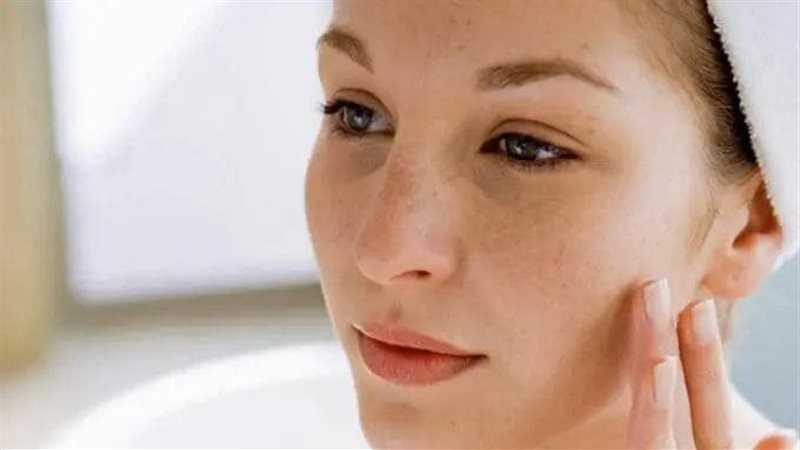 ماسكات طبيعية للبشرة