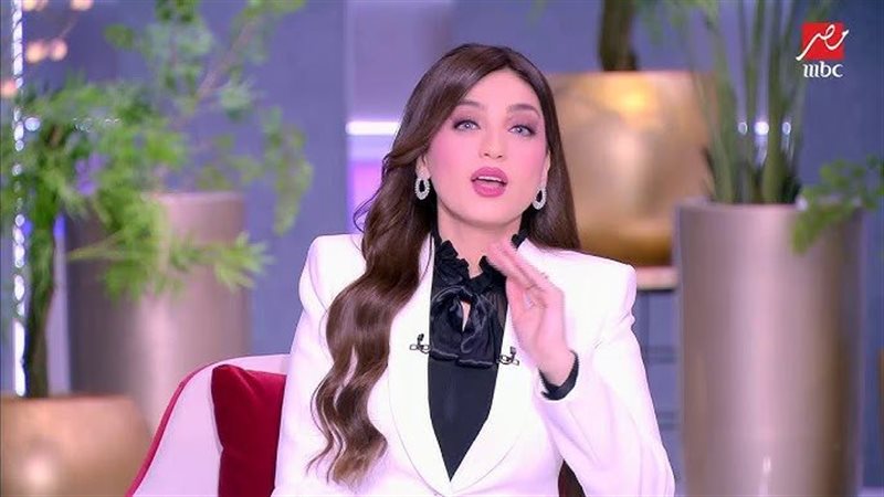 ياسمين عز