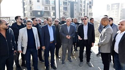 وزير الإسكان يوجه بسرعة الانتهاء من أعمال التشطيبات والمرافق بمواقع تسليم الوحدات
