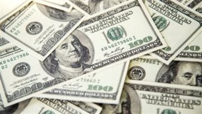 أسعار العملات اليوم الجمعة.. الدولار يواصل استقراره وعملات الخليج تتألق