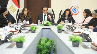 الحكومة تتابع تنفيذ محور التمكين الاقتصادي للمرأة