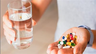 «الحرص ضروري» تعرف على أضرار المضادات الحيوية