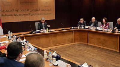 لأول مرة وزير السياحة يناقش متطلبات سوق العمل مع عمداء الكليات