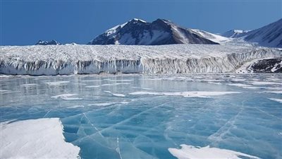 خبراء حول العالم تكشف حقائق مخفية عن نهر القيامة الجليدى