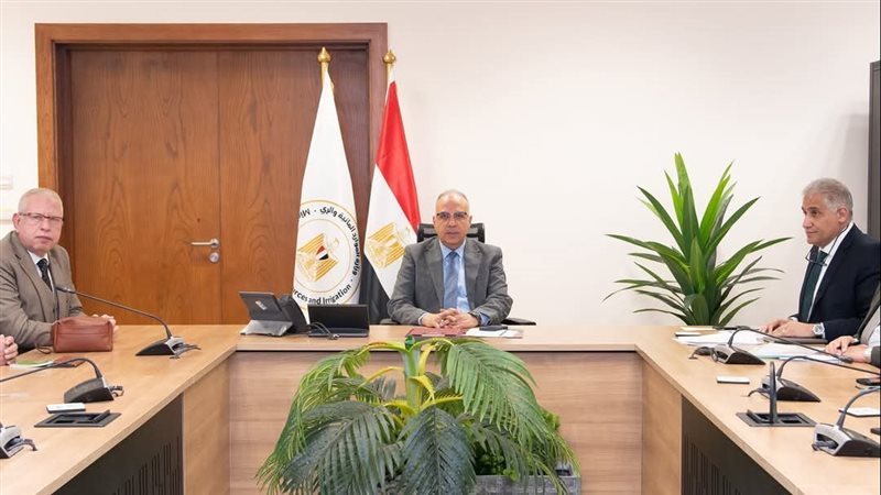 وزير الري