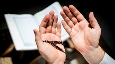 ماذا كان يدعو النبي بعد الفجر؟.. 5 أدعية تحفظك من كل سوء 