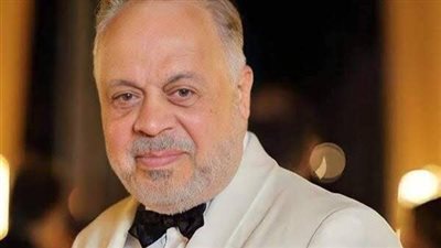 أشرف زكي يكشف سبب غيابه عن جنازة أحمد عدوية 