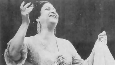 قصة حب بعيداً عن الأضواء.. حكاية زواج أم كلثوم وحسن الحفناوي 