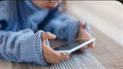 أهم النصائح لتجنب أضرار استخدام الأطفال للهواتف الذكية