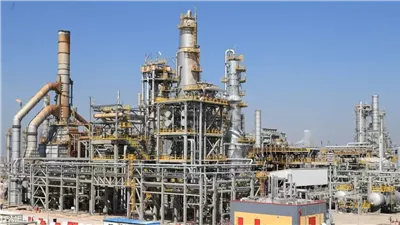 رئيس الوزراء: حفر آبار جديدة بالبترول وتوفير 64 ألف برميل يومي للإنتاج