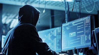 قفز المتهم بإبتزاز خطيبته عبر الفيس بوك من أعلى محكمة الفيوم