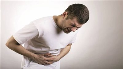 انتبه.. أطعمة شائعة قد تزيد خطر الإصابة بقرحة المعدة