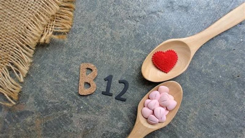 فيتامين ب 12