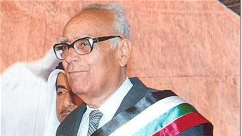 الكاتب مصطفى ناصف