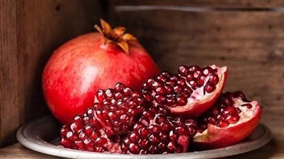 مخاطر الإفراط في تناول الرمان.. كيف يؤثر على صحتك؟