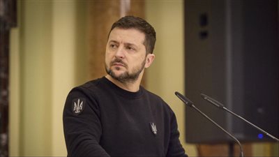 رئيس أوكرانيا: مستعد للجلوس مع بوتين بعد تعهدات ترامب بإنهاء الحرب