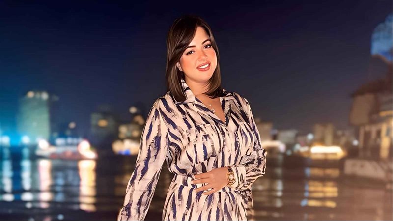منى فاروق