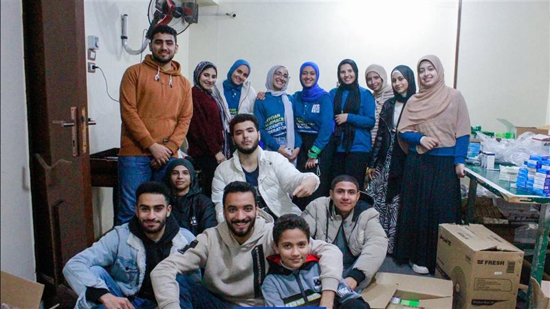 قافلة طلاب الجامعة