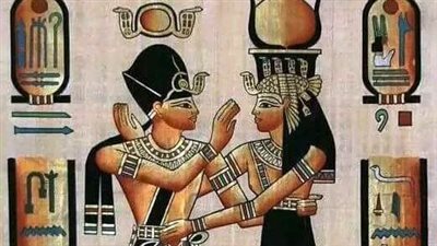 بمناسبة عيد الحب.. قصص الحب والحنان عند الفراعنة على ورق البردى 