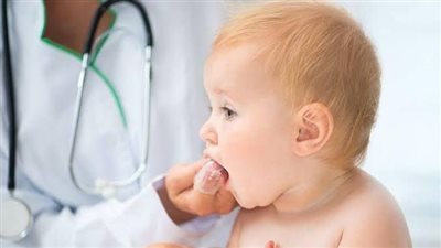 تسوس الرضاعة.. أسبابه وأهم النصائح لحماية أسنان رضيعك