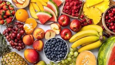 فاكهة شائعة قد تضر قلبك.. تجنب تناولها مع أدوية الكوليسترول