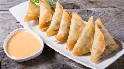 أسهل طريقة لتحضير عجينة السمبوسك في المنزل وحفظها لشهر رمضان