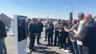 رئيس الوزراء يفتتح عدد من المصانع الجاهزة بالمنطقة الاقتصادية لقناة السويس