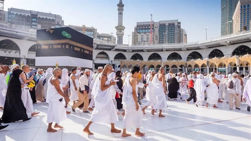 أداء العمرة