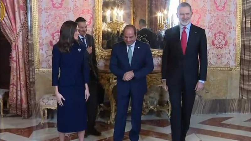 مراسم استقبال السيسي