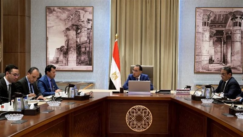 رئيس الوزراء ووزير